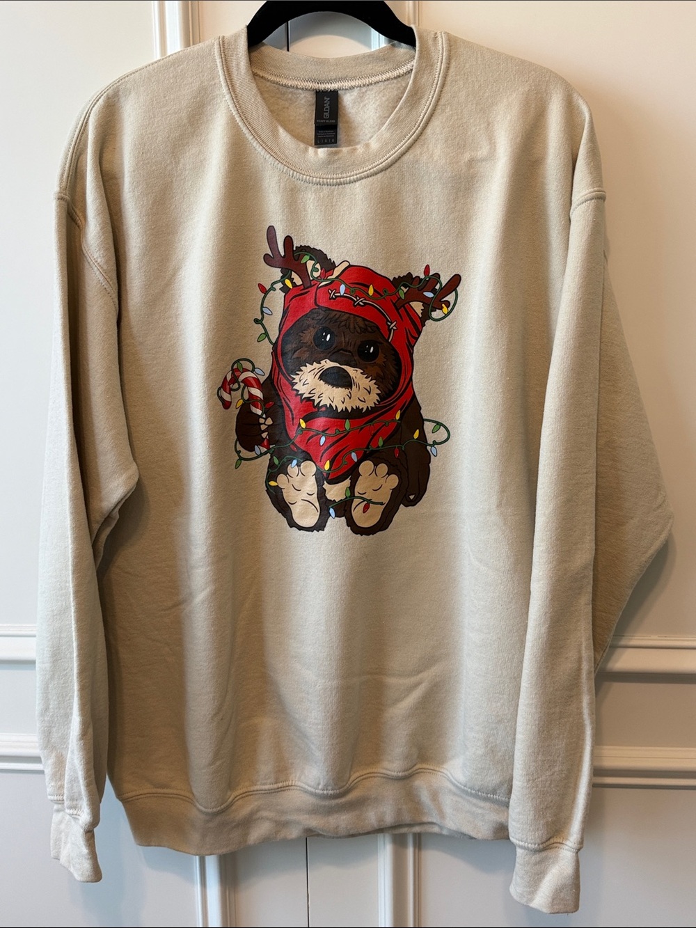 Gildan Beige Crewneck Sweatshirt with Christmas Ewok Wicket